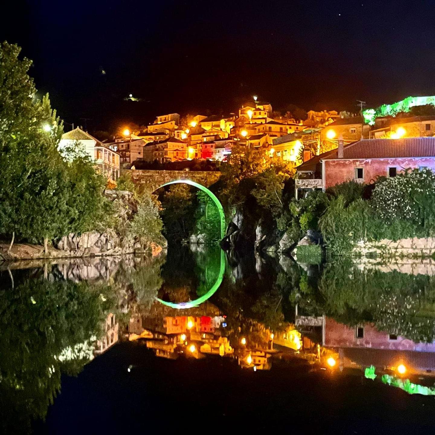 Вілла Casa Do Rio Avo Екстер'єр фото